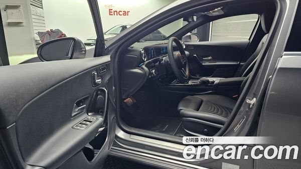 Mercedes-Benz A-Class 2020, фото 13