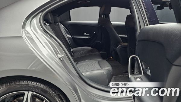 Mercedes-Benz A-Class 2020, фото 18