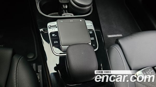 Mercedes-Benz A-Class 2020, фото 24