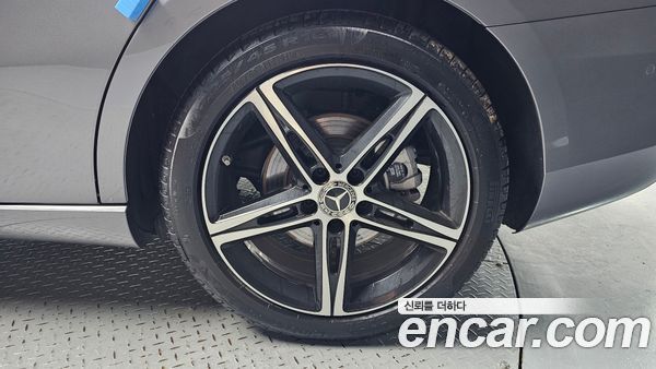 Mercedes-Benz A-Class 2020, фото 7