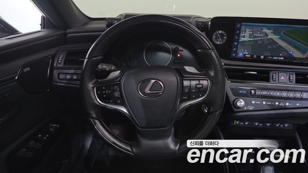 Lexus ES 2024, фото 13