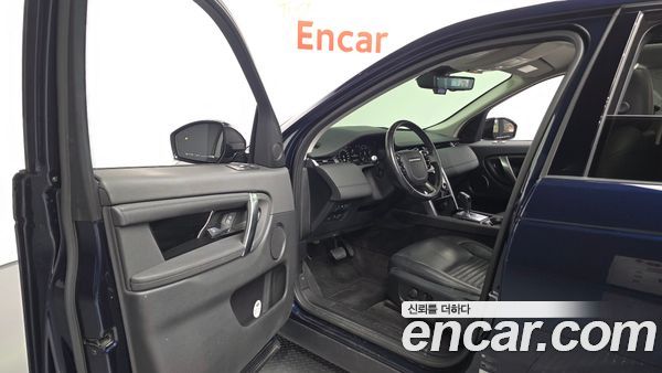 Land Rover Discovery Sport 2020, фото 10