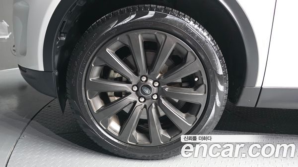 Land Rover Discovery Sport 2020, фото 5