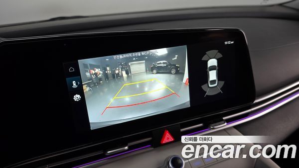 Hyundai Elantra 2023, фото 25
