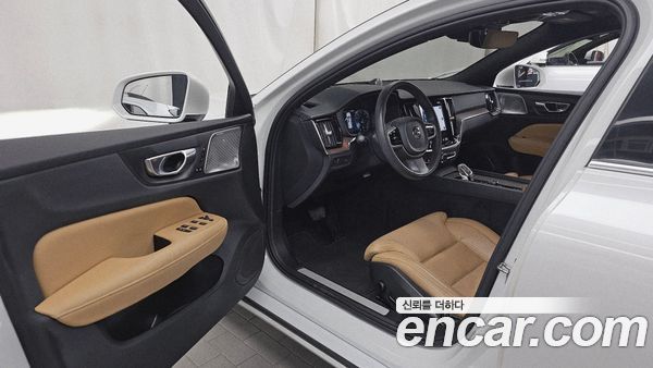 Volvo S60 2021, фото 10