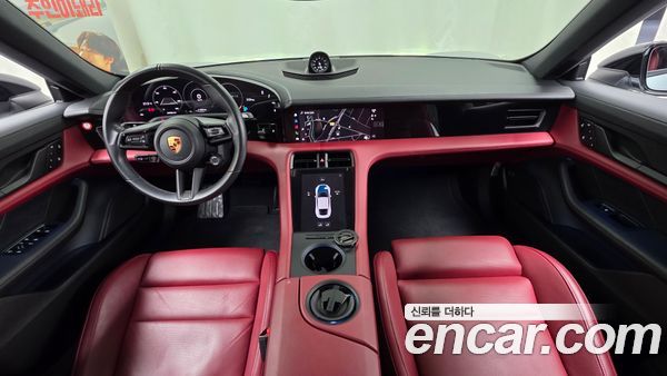 Porsche Taycan 2023, фото 10