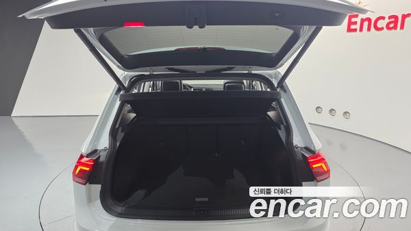 Volkswagen Tiguan 2021, фото 20