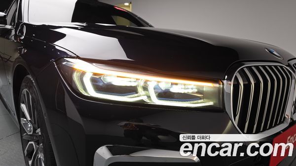 BMW 7 Series 2021, фото 7