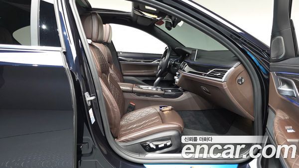 BMW 7 Series 2021, фото 15
