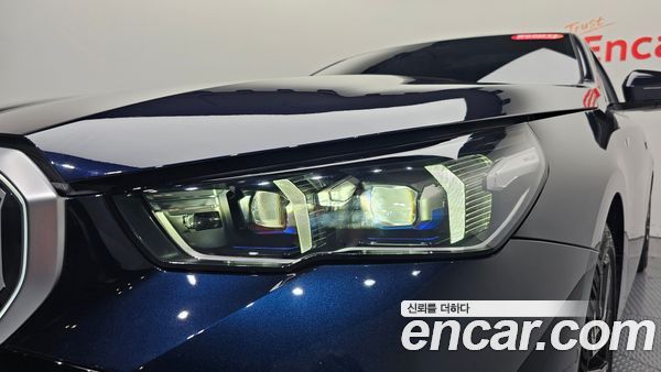 BMW 5 Series 2025, фото 7