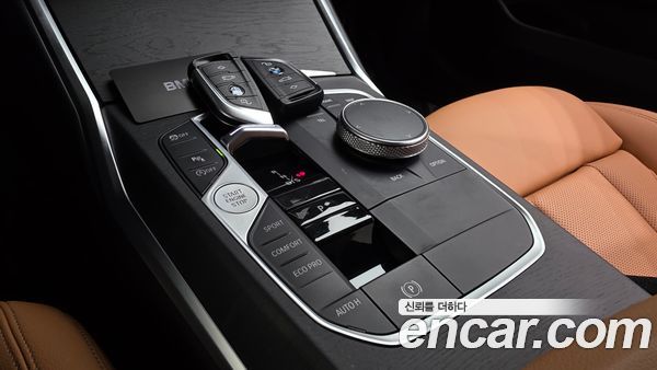 BMW 3 Series 2024, фото 12