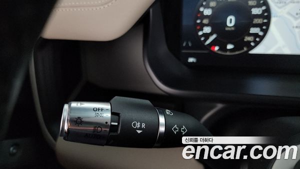Land Rover Defender 2022, фото 18