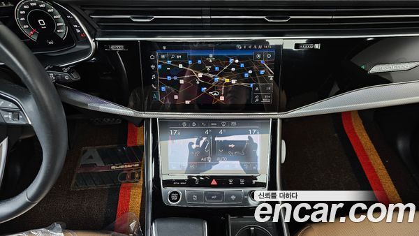 Audi Q8 2021, фото 14