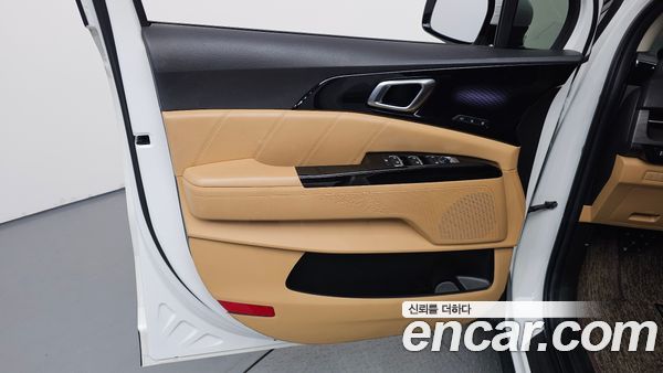 Kia Carnival 2023, фото 13