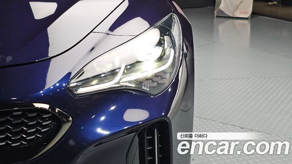 Kia Stinger 2023, фото 8