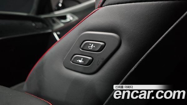 Kia Stinger 2023, фото 35