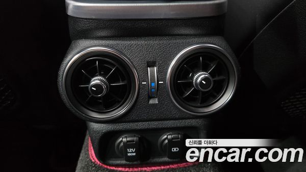 Kia Stinger 2023, фото 36