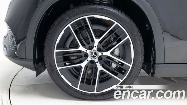 Mercedes-Benz EQE 2025, фото 5
