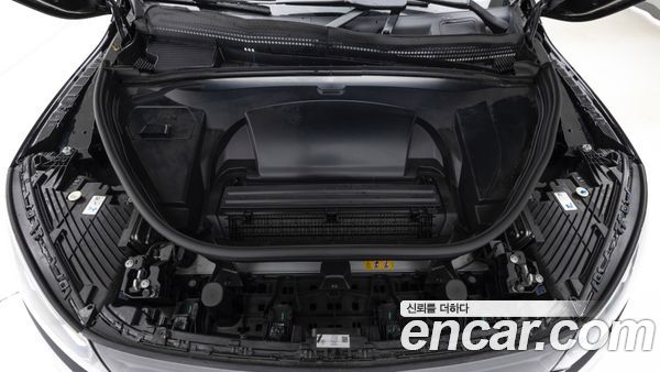 Mercedes-Benz EQE 2025, фото 6