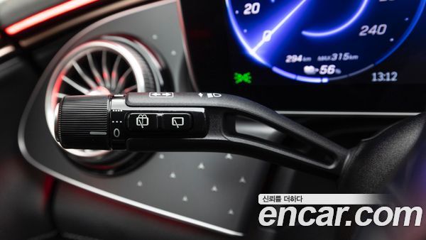 Mercedes-Benz EQE 2025, фото 18