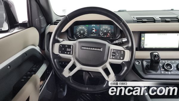 Land Rover Defender 2022, фото 21