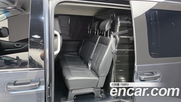 Hyundai Staria 2023, фото 11
