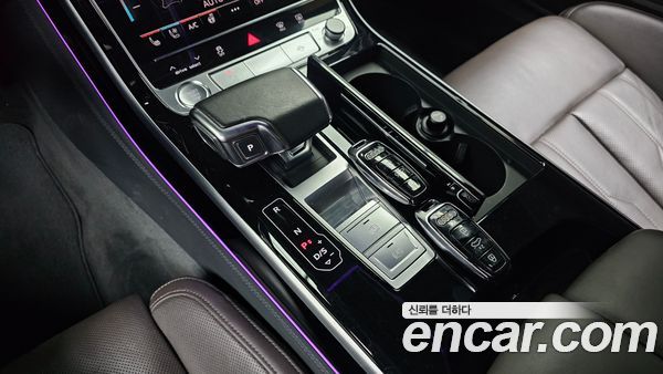 Audi A8 2020, фото 12