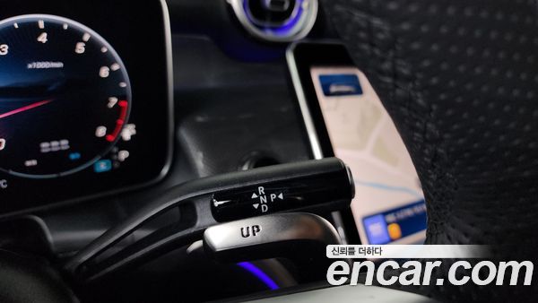 Mercedes-Benz GLC 2025, фото 12