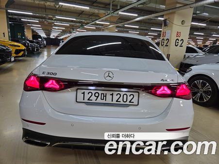 Mercedes-Benz E-Class 2026, фото 14