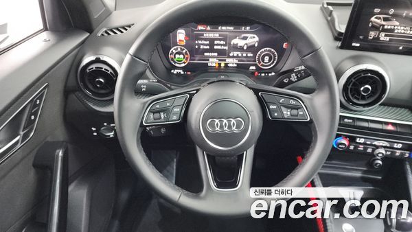 Audi Q2 2023, фото 21