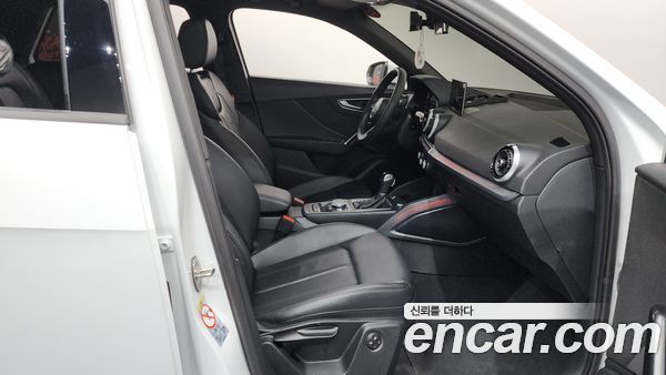 Audi Q2 2023, фото 16