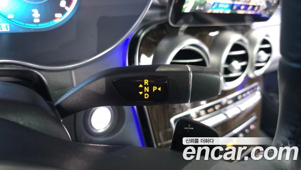 Mercedes-Benz GLC 2020, фото 12