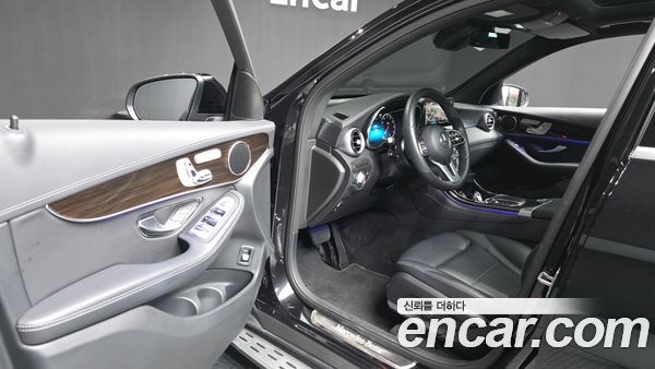 Mercedes-Benz GLC 2020, фото 13