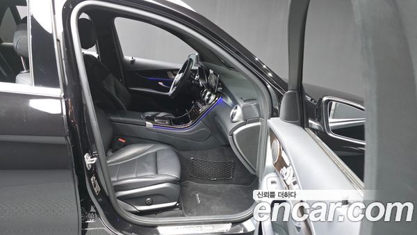 Mercedes-Benz GLC 2020, фото 17