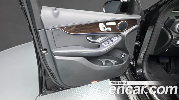 Mercedes-Benz GLC 2020, фото 14