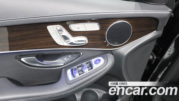 Mercedes-Benz GLC 2020, фото 30