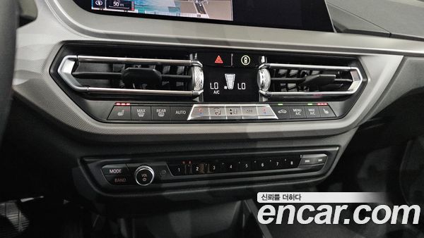 BMW 2 Series 2021, фото 24