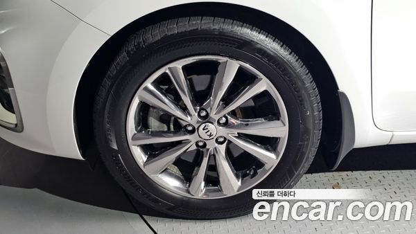 Kia Carnival 2020, фото 5