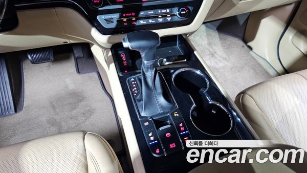 Kia Carnival 2020, фото 12