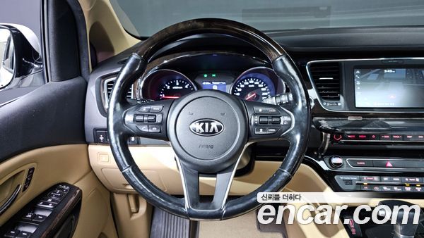 Kia Carnival 2020, фото 21