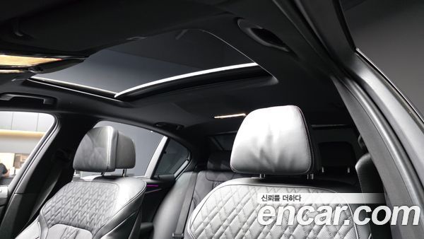 BMW 5 Series 2022, фото 18