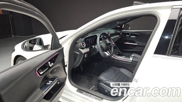 Mercedes-Benz C-Class 2023, фото 13
