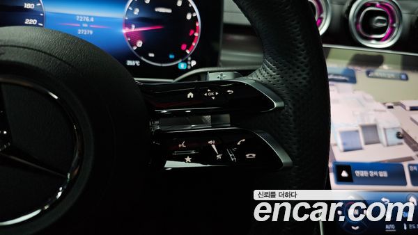 Mercedes-Benz C-Class 2023, фото 26
