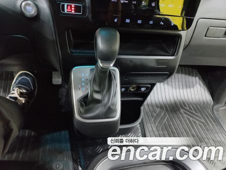 Hyundai Staria 2025, фото 9