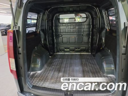 Hyundai Staria 2025, фото 20