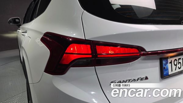 Hyundai Santa Fe 2023, фото 9