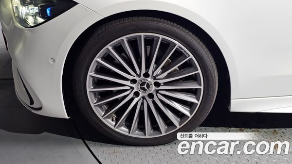 Mercedes-Benz C-Class 2023, фото 5