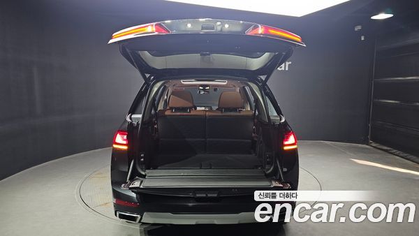 BMW X7 2022, фото 25