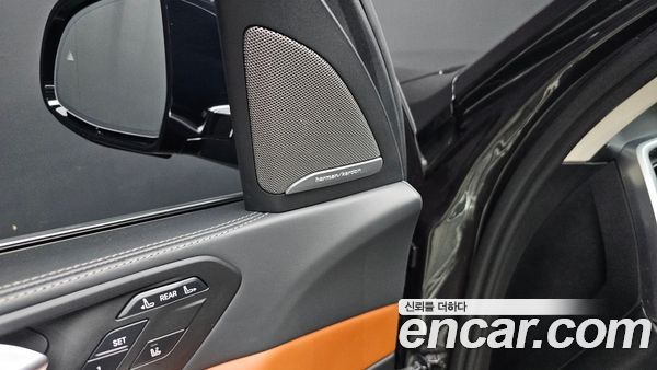 BMW X7 2022, фото 28