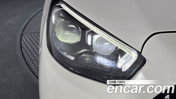 Mercedes-Benz E-Class 2021, фото 8